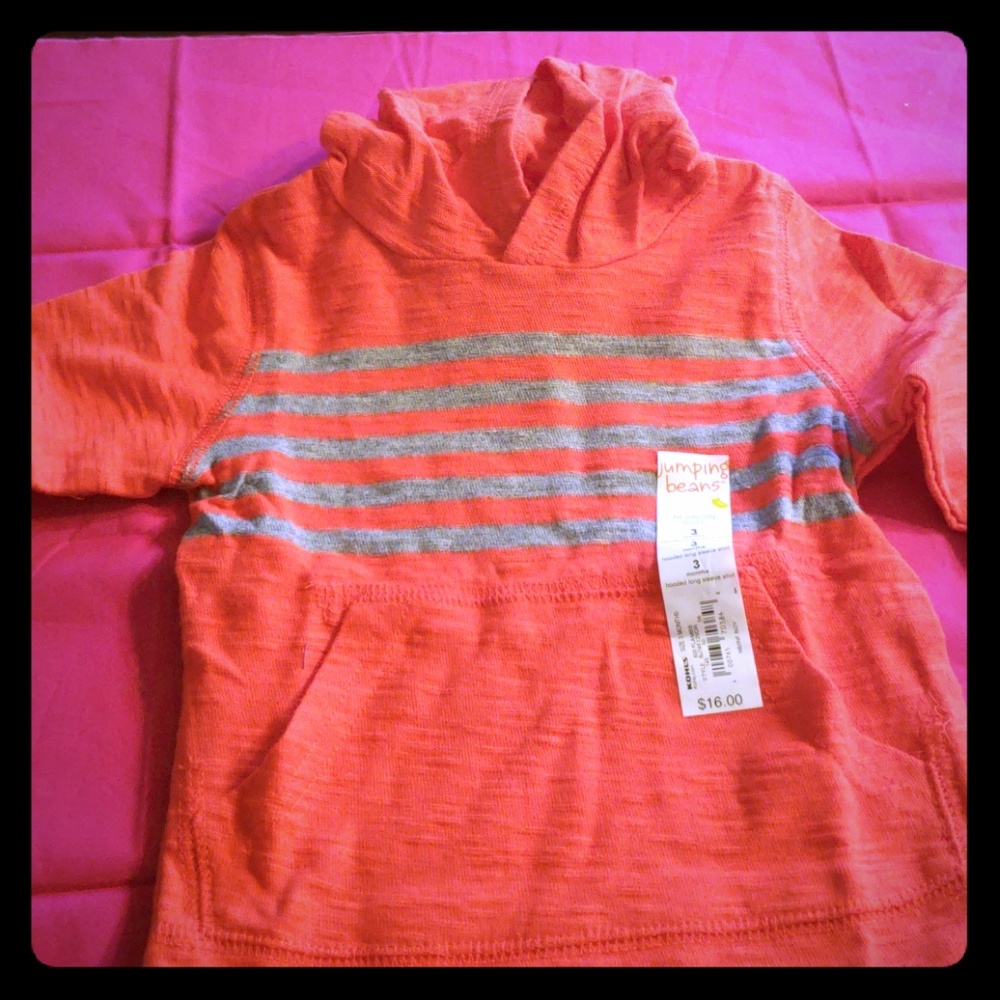 Hooded shirt
